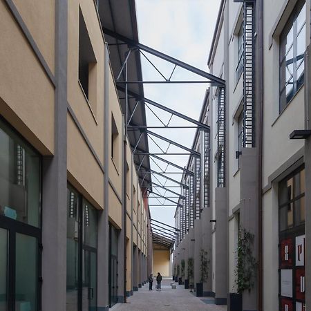 Stylish & Modern Studio Milano Apartment Bagian luar foto
