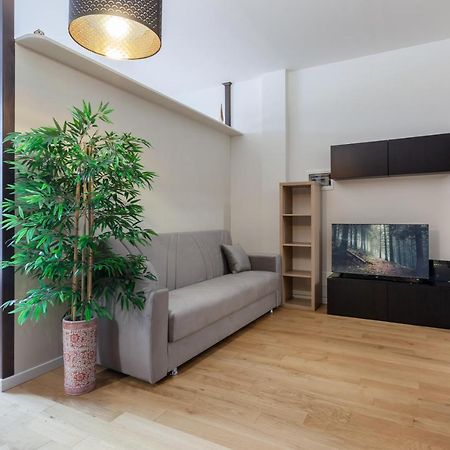 Stylish & Modern Studio Milano Apartment Bagian luar foto