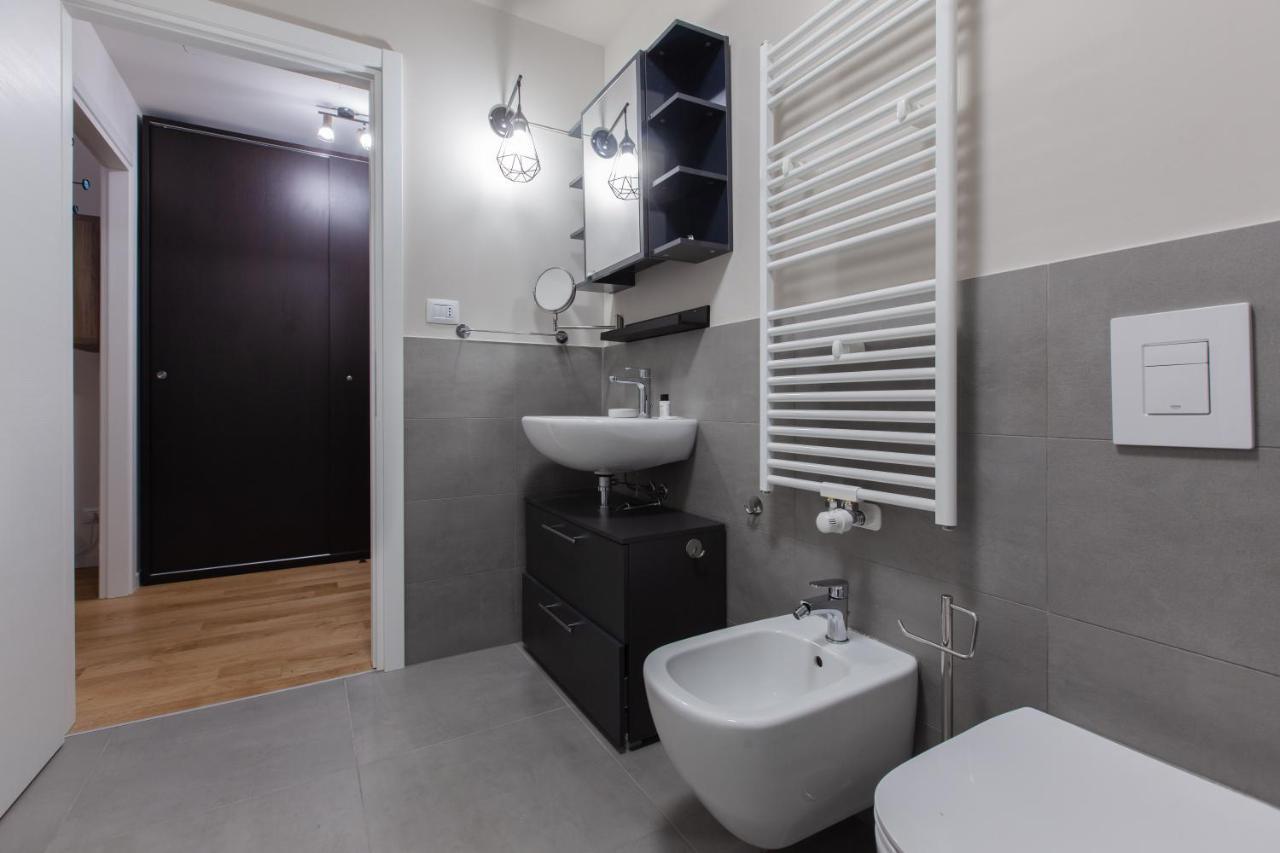 Stylish & Modern Studio Milano Apartment Bagian luar foto