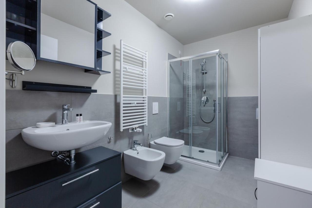 Stylish & Modern Studio Milano Apartment Bagian luar foto